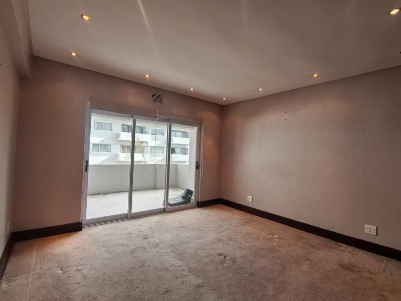 To Let 2 Bedroom Property for Rent in Sea Point Western Cape